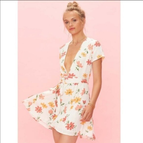 Privacy Please Minden Dress in Creme - Picture 1 of 16